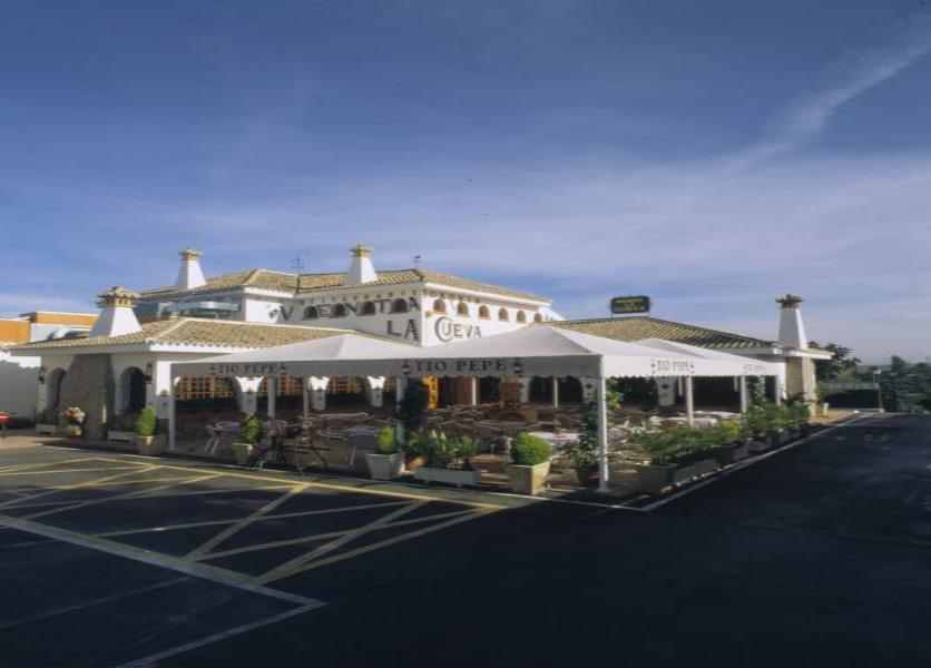 Hotel La Cueva Park