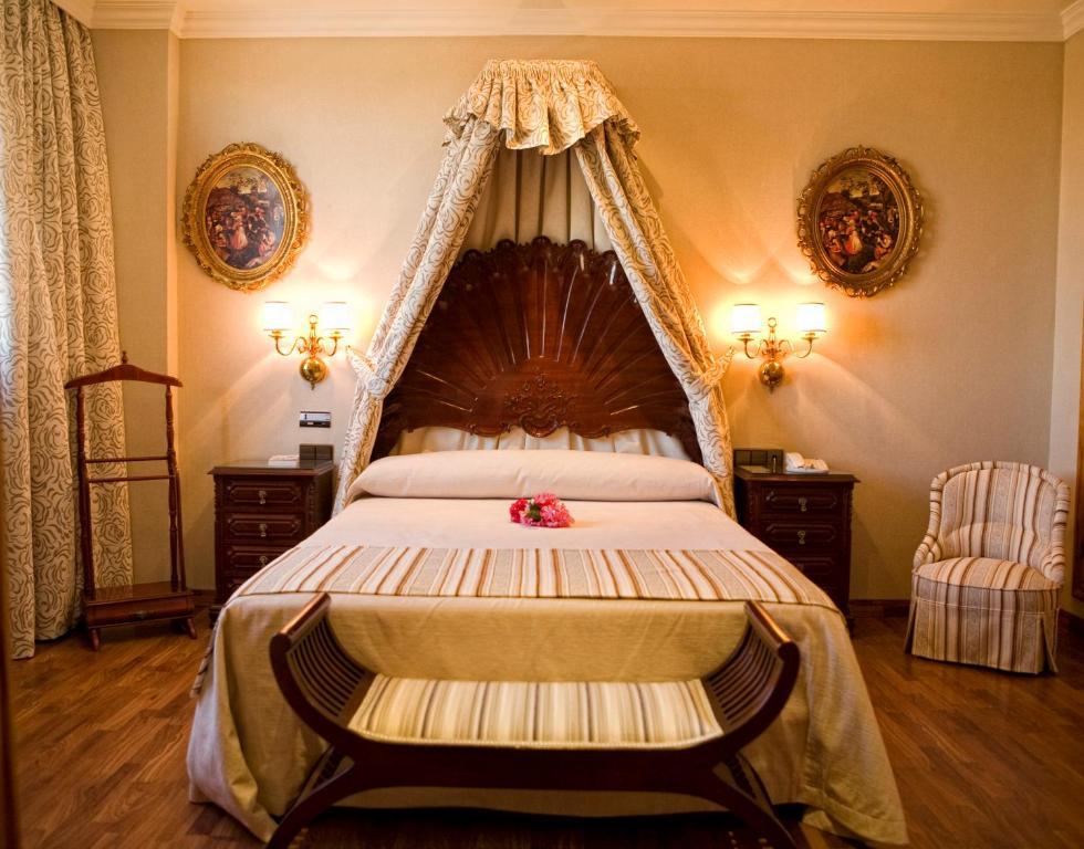 Hotel La Cueva Park